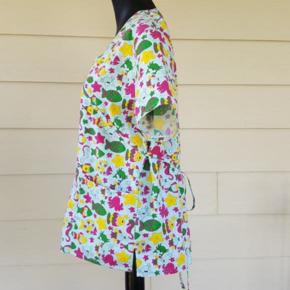 NWOT Expo Scrubs Top Child Care Ocean Theme (M) - Picture 3 of 10